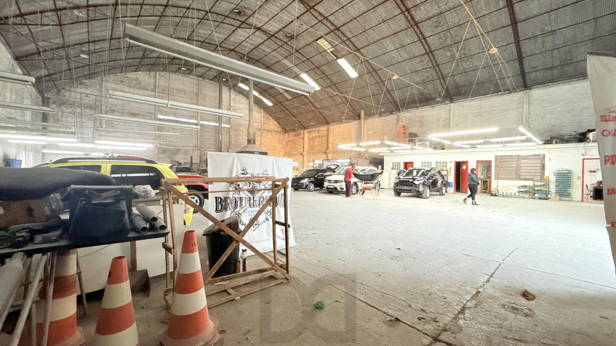 VENDE PAVILHÃO COM 1036 M² CONSTRUÍDOS EM TERRENO DE 1156M² COM TESTADA DE 29,20². — foto 6