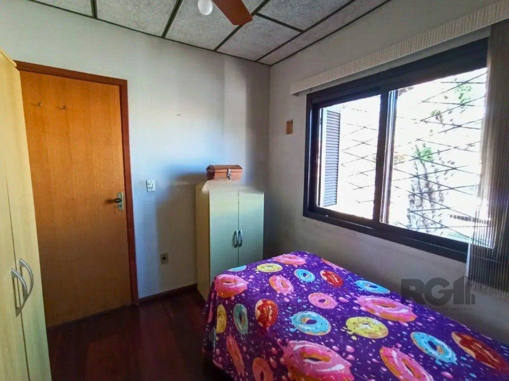 Casa com 3 quartos espaçosos, 2 banheiros bem distribuídos e 2 vagas de garagem — foto 6