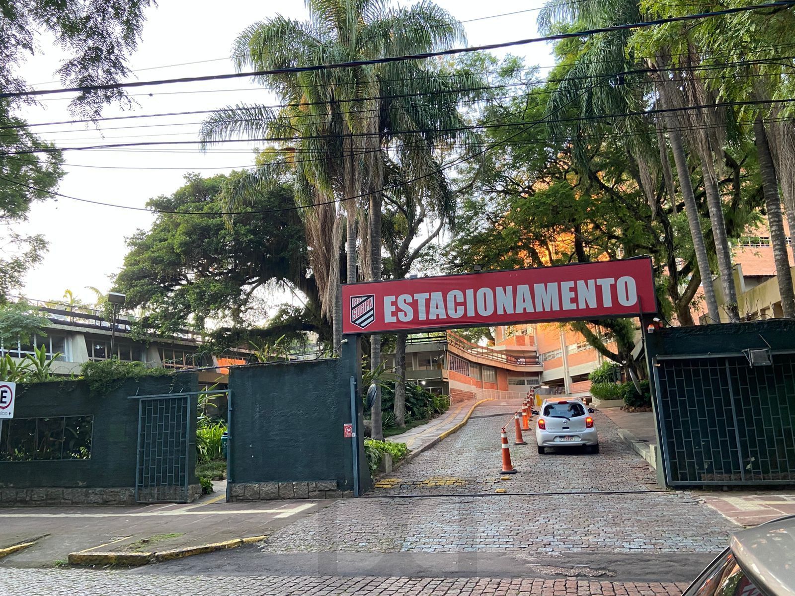 01 dormitório / Próximo a Sogipa — foto 3