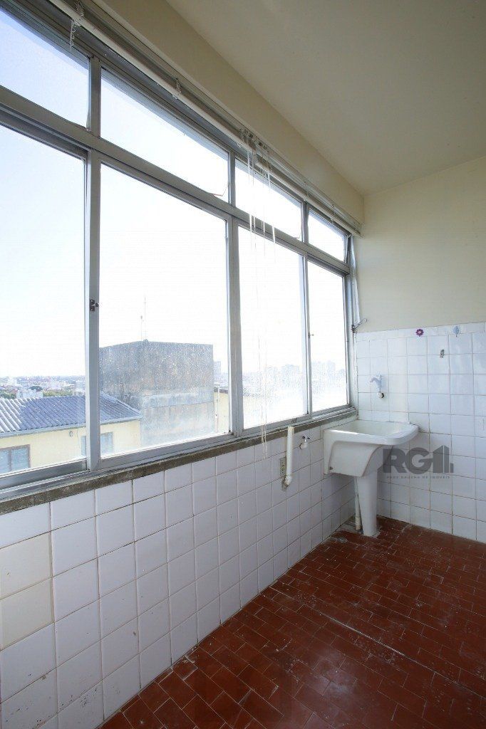 Vendo excelente cobertura com vista cinematografia, no Bairro Floresta. — foto 76