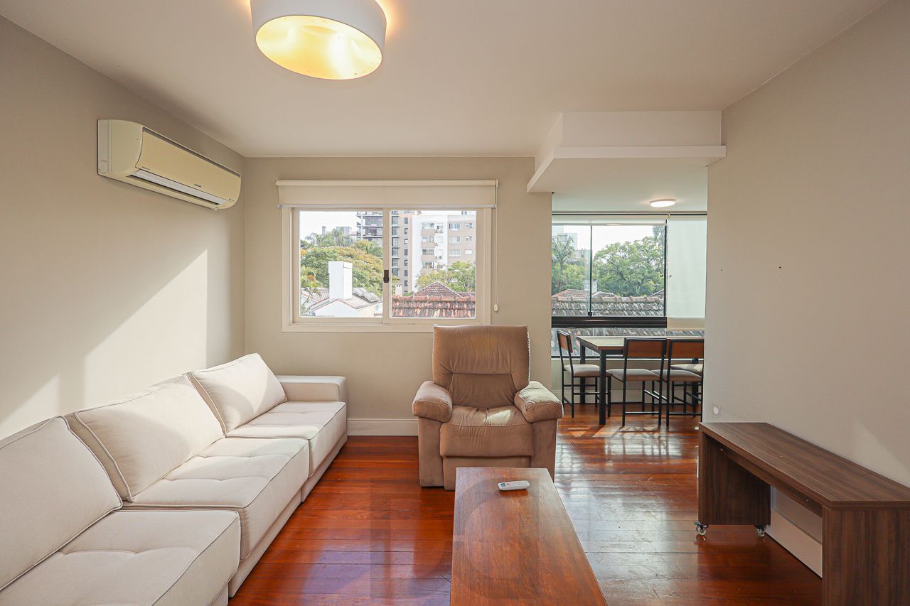 Apartamento 02 Quartos no Bairro Petrópolis em Porto Alegre — foto 1