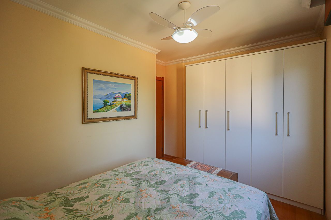 Apartamento 03 quartos de frente com sacada e com garagem — foto 21
