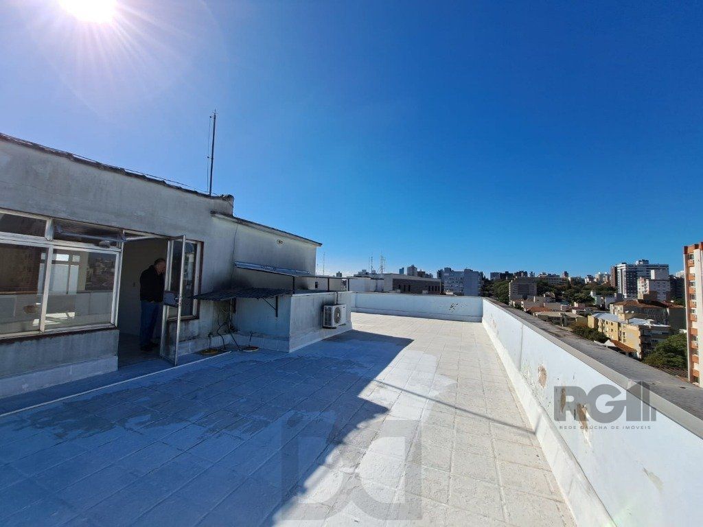 Vendo excelente cobertura com vista cinematografia, no Bairro Floresta. — foto 51