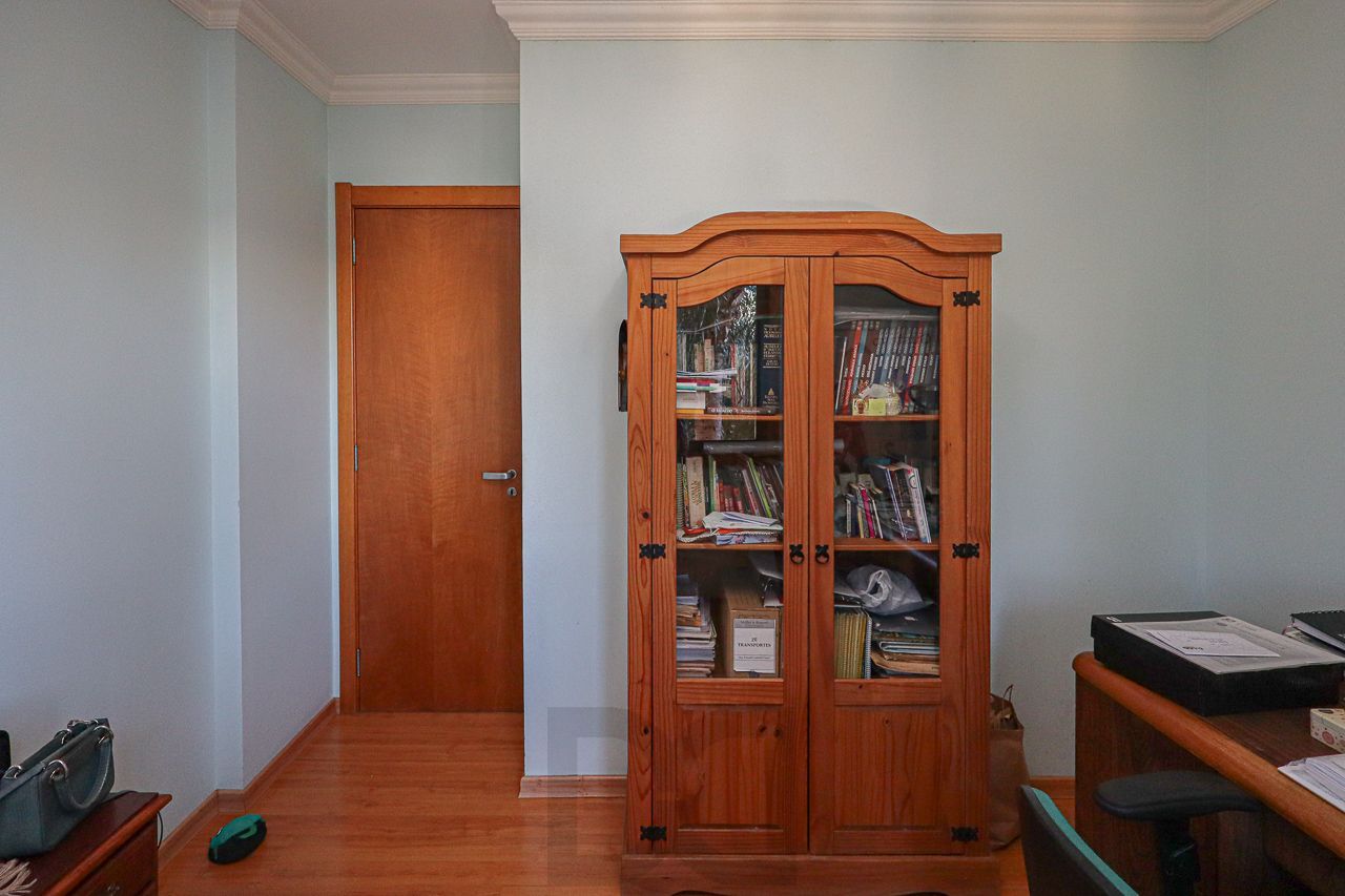 Apartamento 03 quartos de frente com sacada e com garagem — foto 17