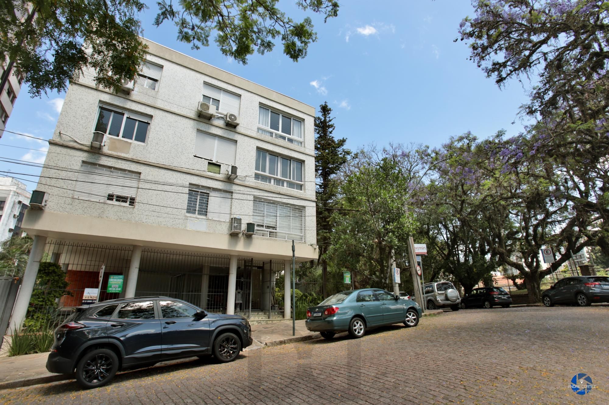 No Moinhos de Vento 03 dormitórios com 01 vaga — foto 1