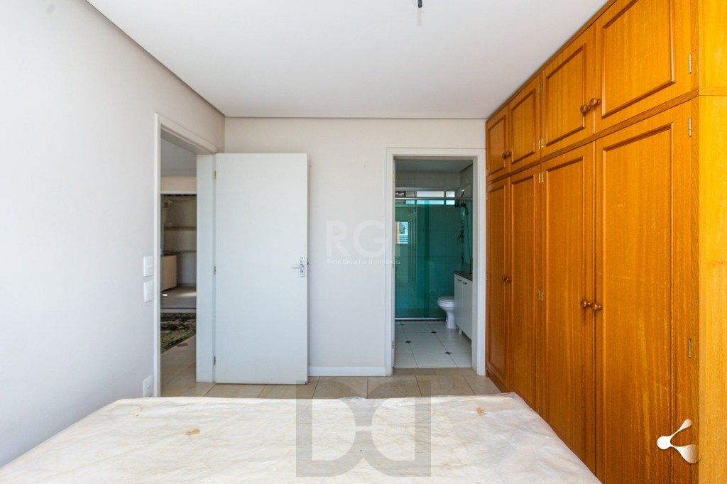 Cobertura de 03 dormitórios sendo 01 suíte e garagem. — foto 43