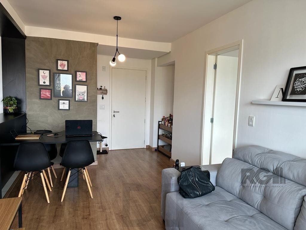 Apartamento de 1 dormitório no 19º andar do empreendimento NEO 360º Living com garagem — foto 1