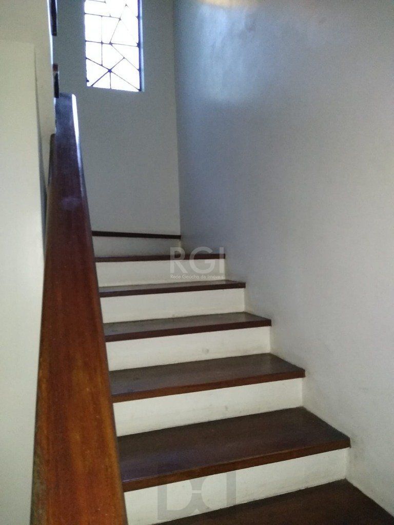 Casa para Venda - 265m², 5 dormitórios, sendo 2 suites, Floresta — foto 9