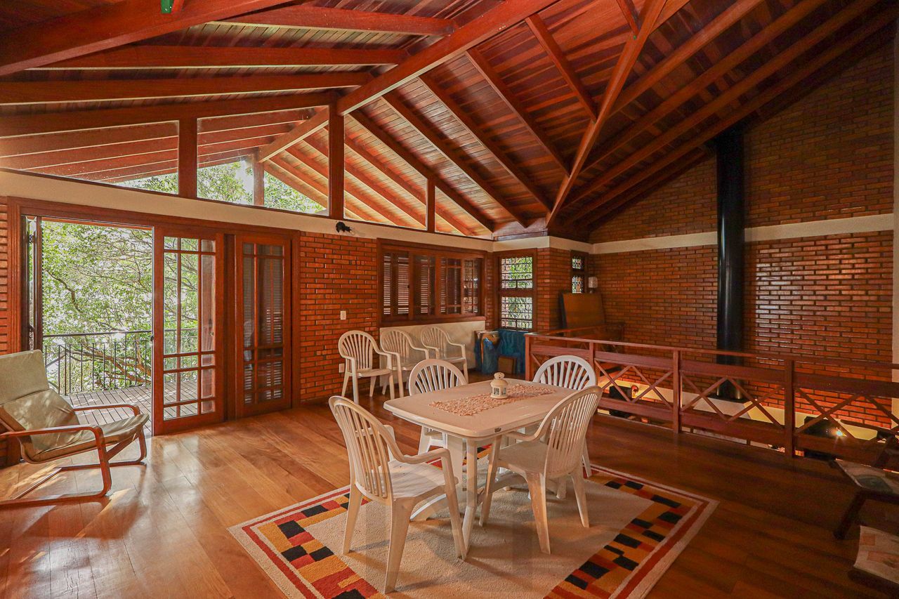 Casa em Petrópolis com terreno de 460 m2 — foto 66