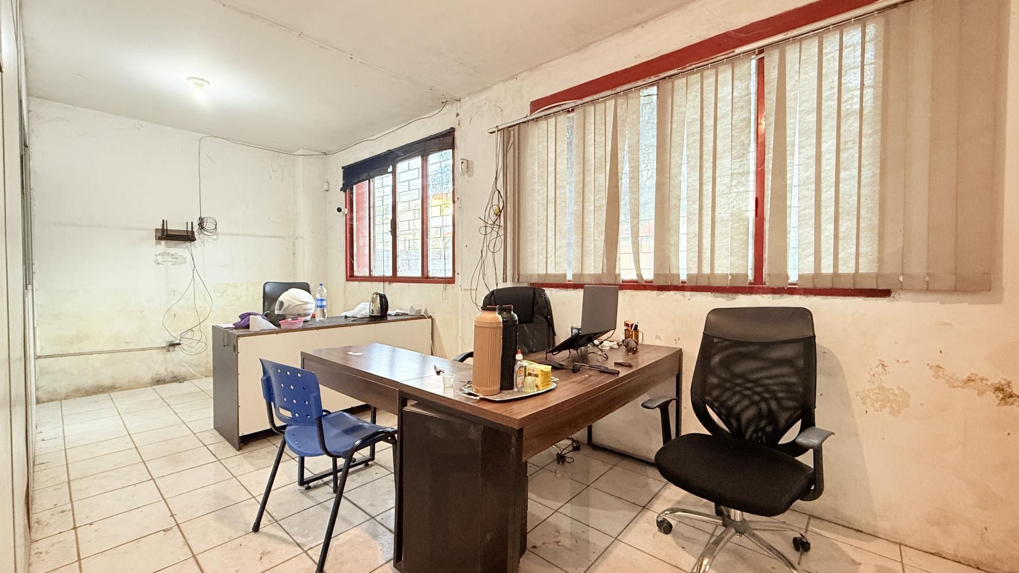 VENDE PAVILHÃO COM 1036 M² CONSTRUÍDOS EM TERRENO DE 1156M² COM TESTADA DE 29,20². — foto 11