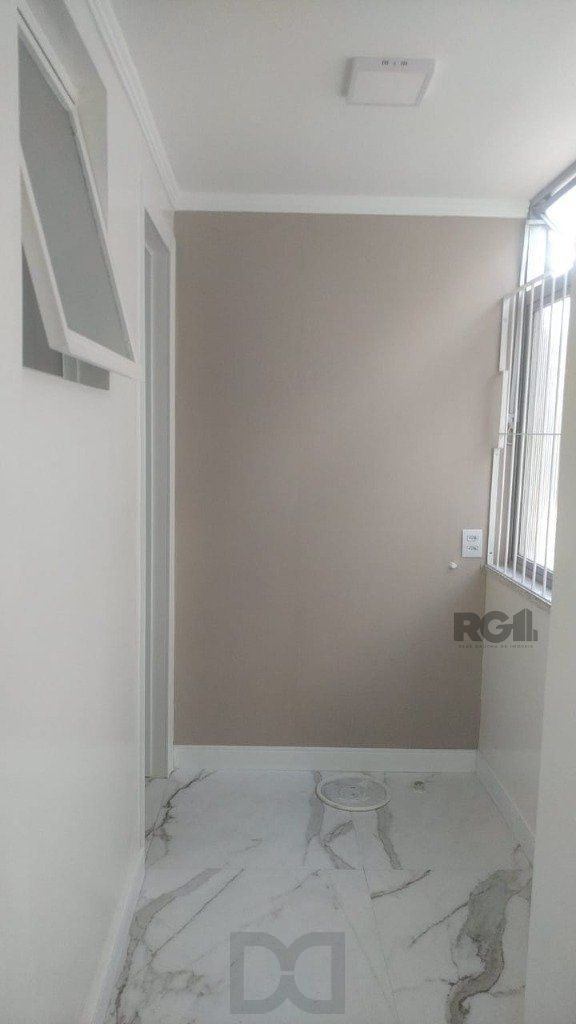 Apartamento 2 Dormitório(s) Bairro Chácara das Pedras — foto 7