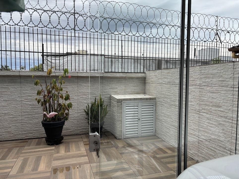 Casa em Condomínio com 3 Dormitórios, Suíte, Sótão e 2 Vagas — foto 29