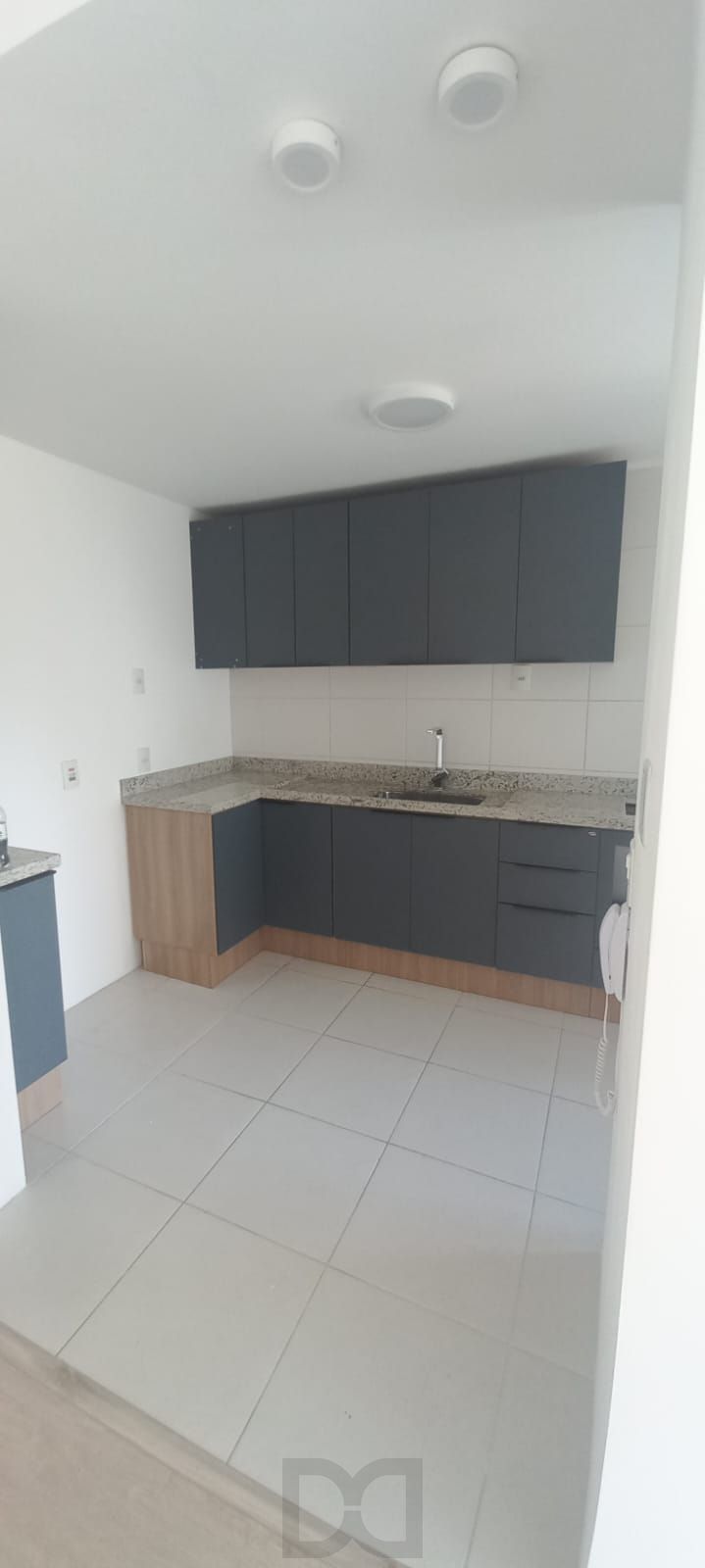 APARTAMENTO 02 DORMITÓRIOS , SUÍTE E VAGA COBERTA — foto 7