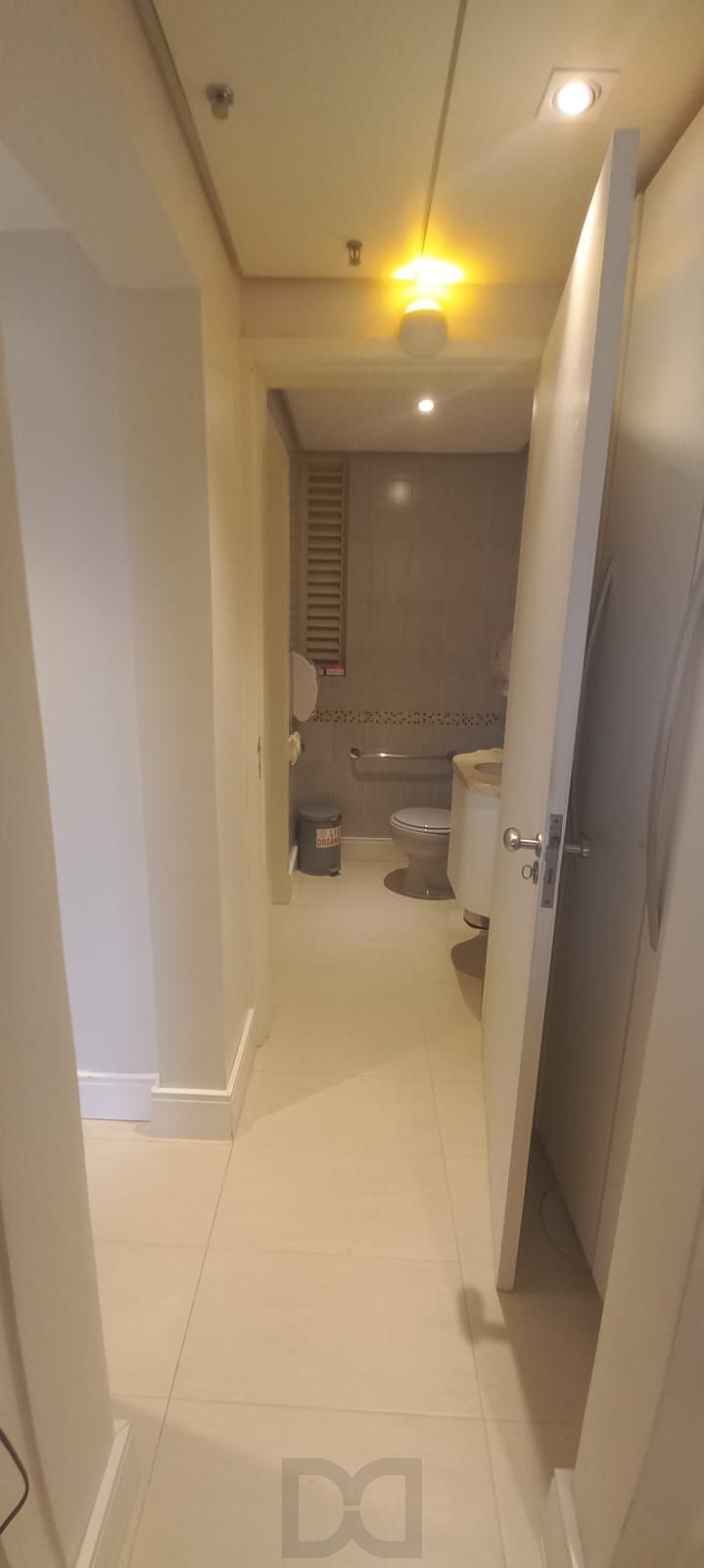 Sala / Conjunto comercial a venda no bairro Moinhos de Vento em Porto Alegre — foto 21