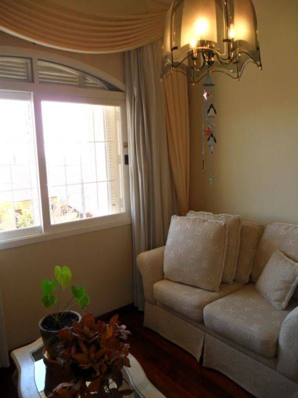 Casa para Venda - 348m², 3 dormitórios, sendo 1 suites, 2 vagas - Medianeira — foto 8