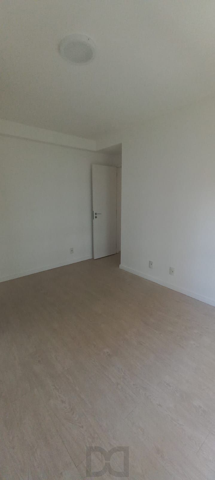APARTAMENTO 02 DORMITÓRIOS , SUÍTE E VAGA COBERTA — foto 18