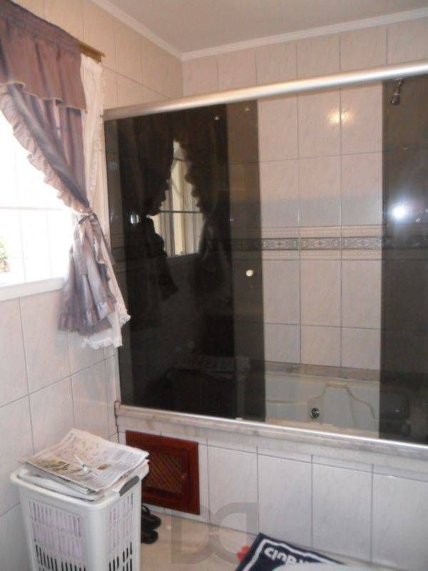 Casa para Venda - 348m², 3 dormitórios, sendo 1 suites, 2 vagas - Medianeira — foto 14