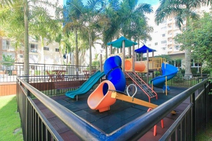 Apartamento com 2 dormitórios, sendo uma suíte no bairro Vila Nova — foto 4