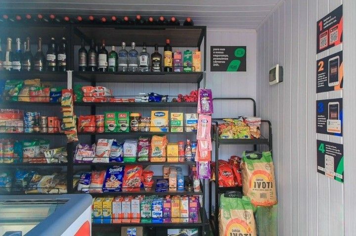 Apartamento com 2 dormitórios, sendo uma suíte no bairro Vila Nova — foto 10