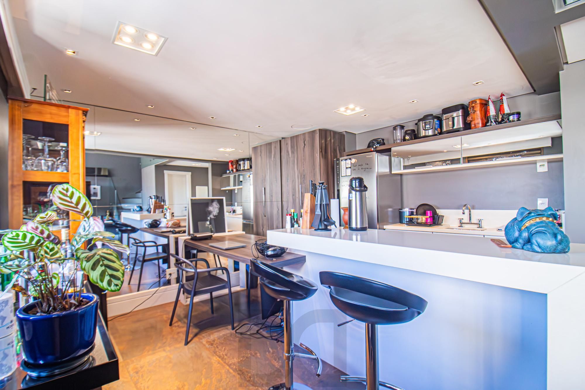Apartamento Duplex, 1D com lareira no bairro Rio Branco — foto 8