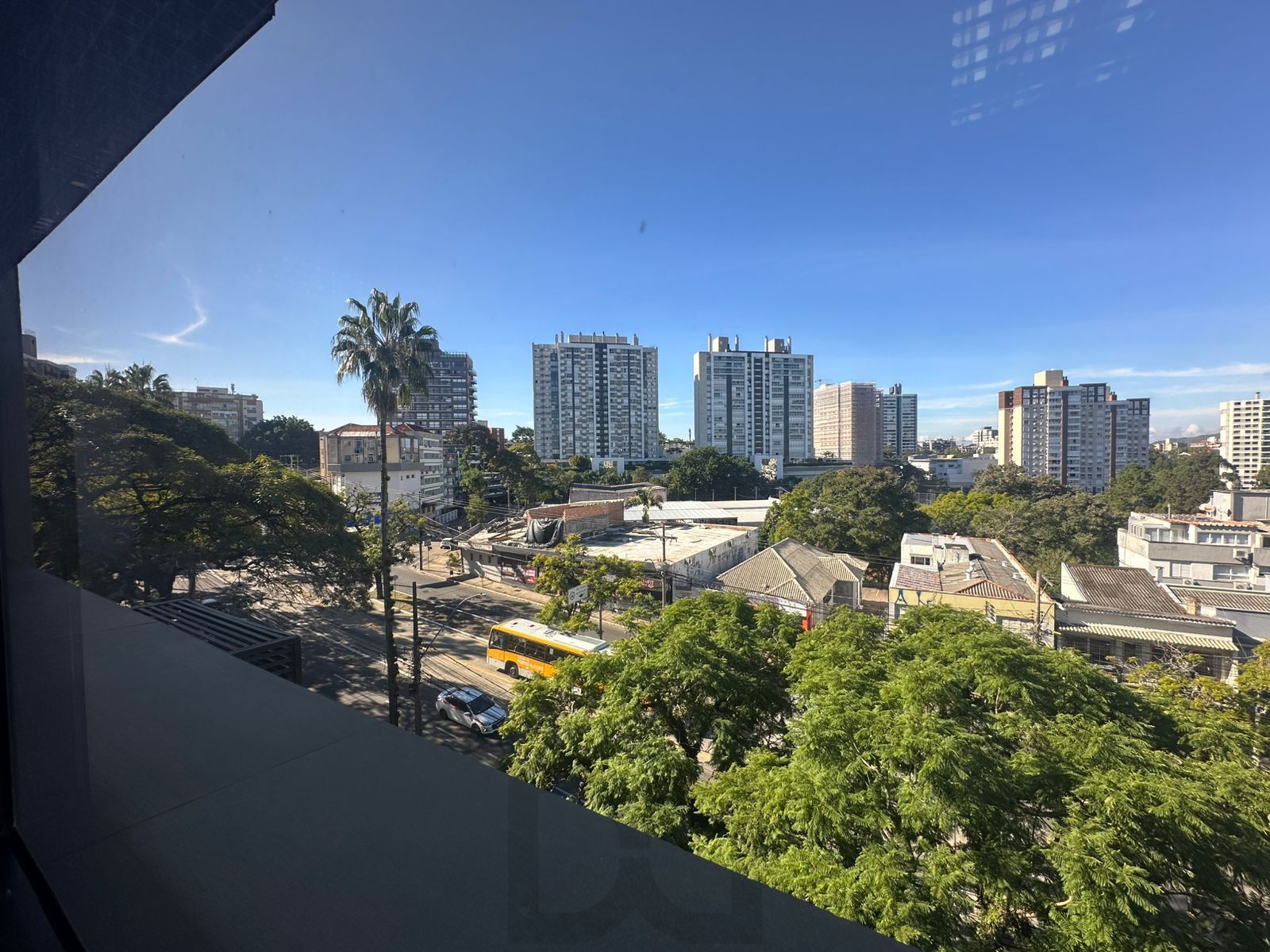 Sala comercial no bairro Petrópolis próximo a Carlos Gomes — foto 11