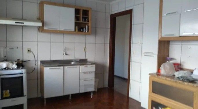 Casa com 3 Dormitórios no Bairro Jardim Itu Sabara — foto 2