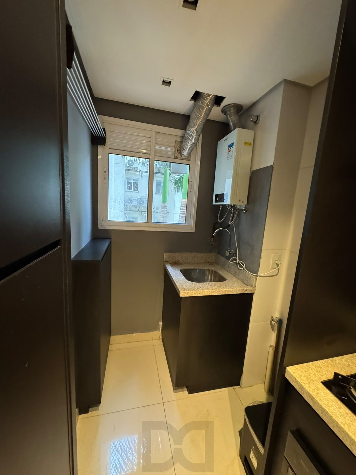 Apartamento com 2 dormitórios, sendo uma suíte no bairro Vila Nova — foto 18