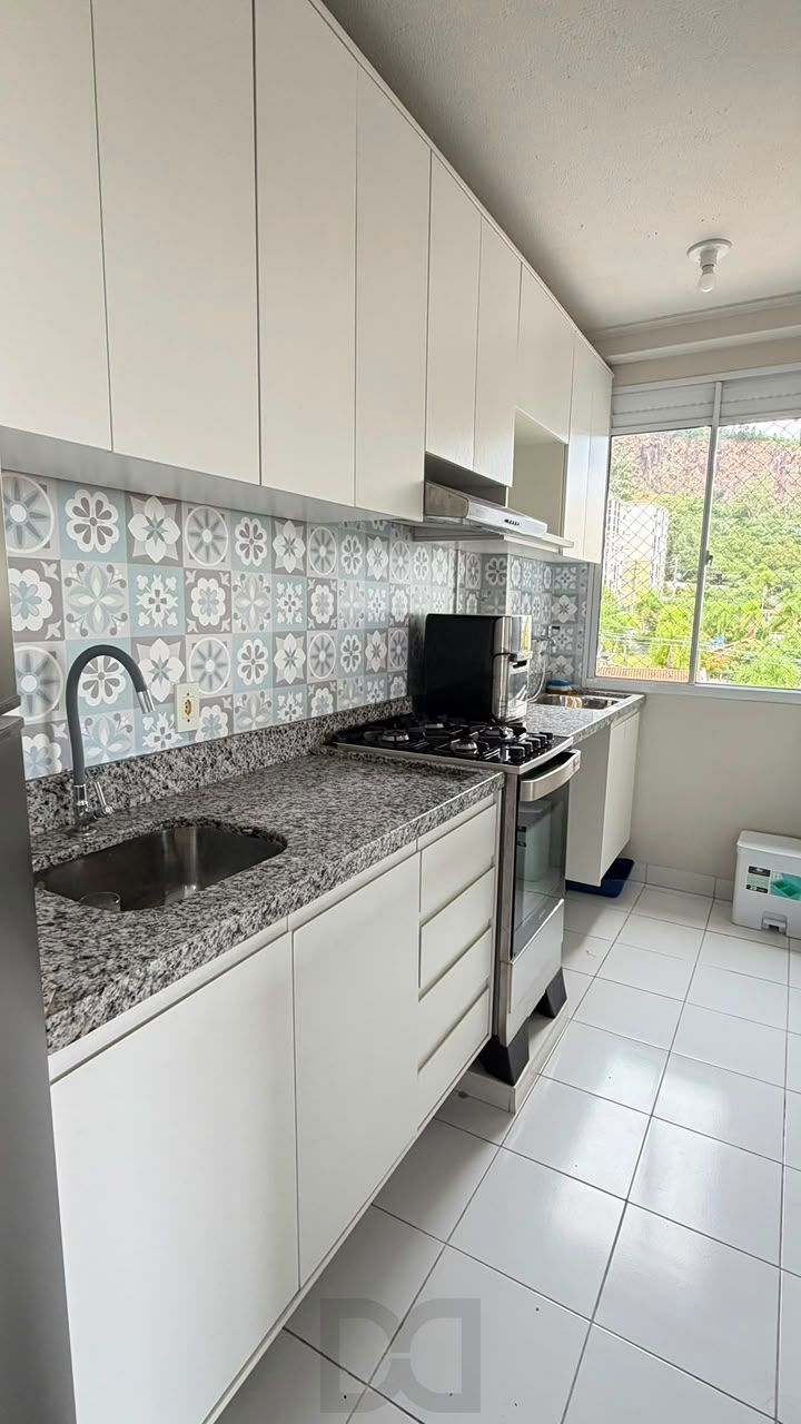 Apartamento de 2 dormitórios próximo à FAPA com vaga de garagem — foto 3