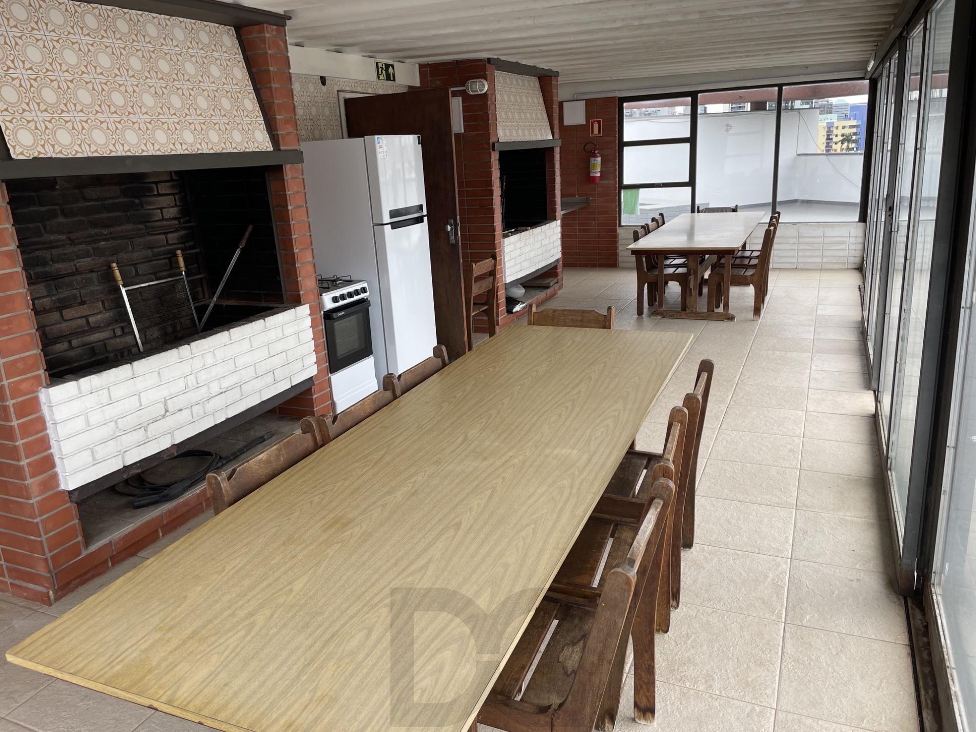 Apartamento no bairro Menino Deus com 3 dormitórios com vaga e elevador — foto 37