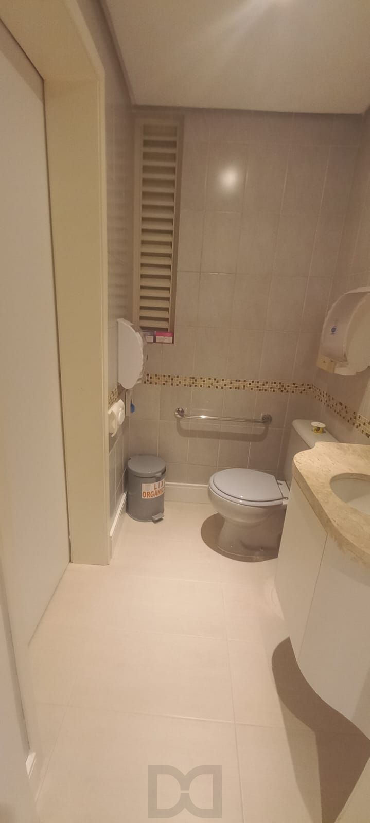 Sala / Conjunto comercial a venda no bairro Moinhos de Vento em Porto Alegre — foto 20