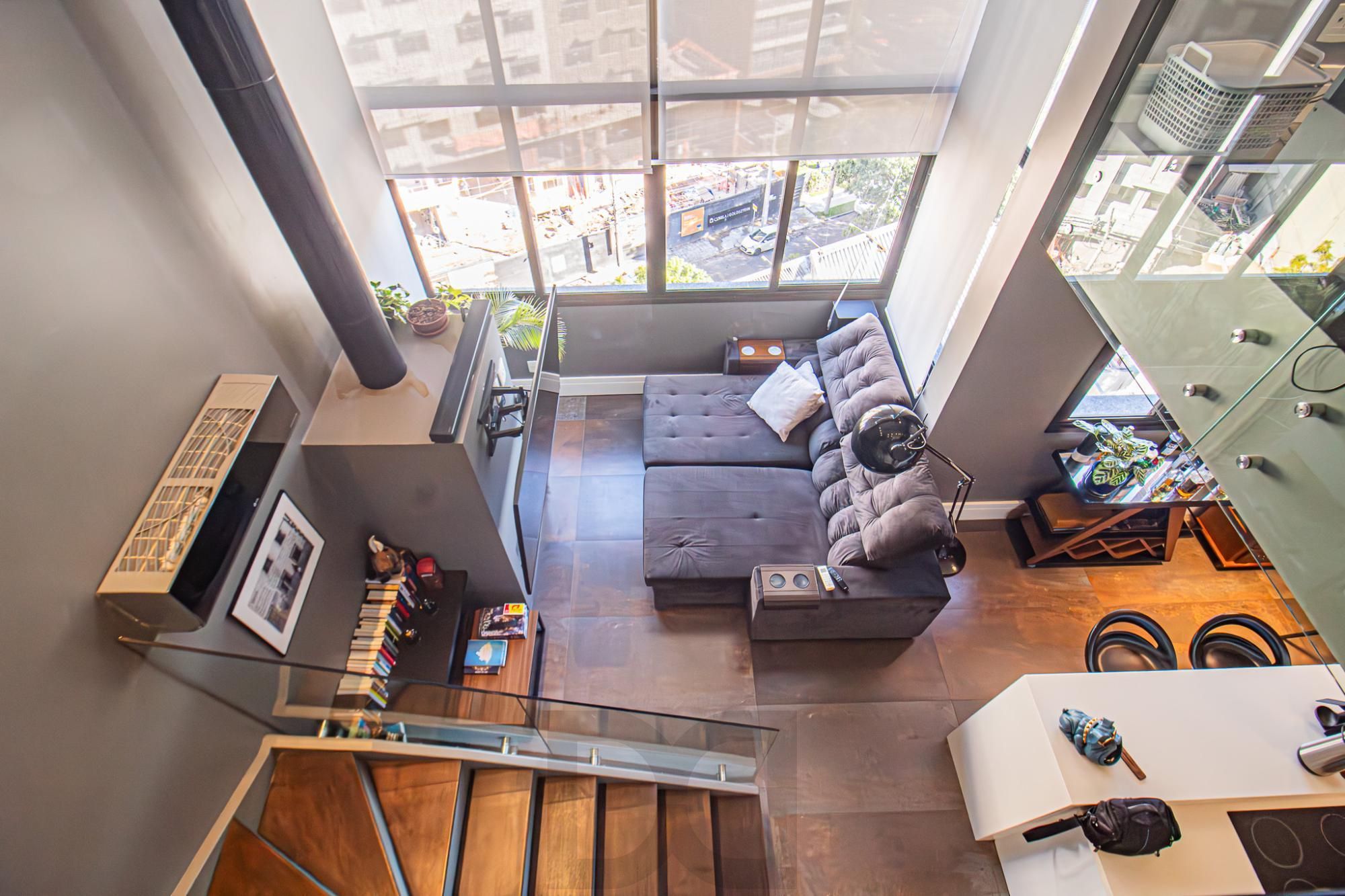 Apartamento Duplex, 1D com lareira no bairro Rio Branco — foto 1