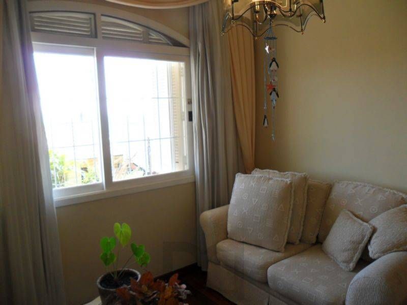 Casa para Venda - 348m², 3 dormitórios, sendo 1 suites, 2 vagas - Medianeira — foto 6