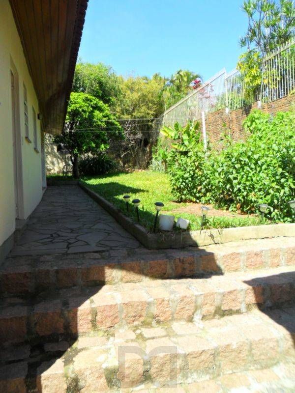 Casa para Venda - 348m², 3 dormitórios, sendo 1 suites, 2 vagas - Medianeira — foto 33
