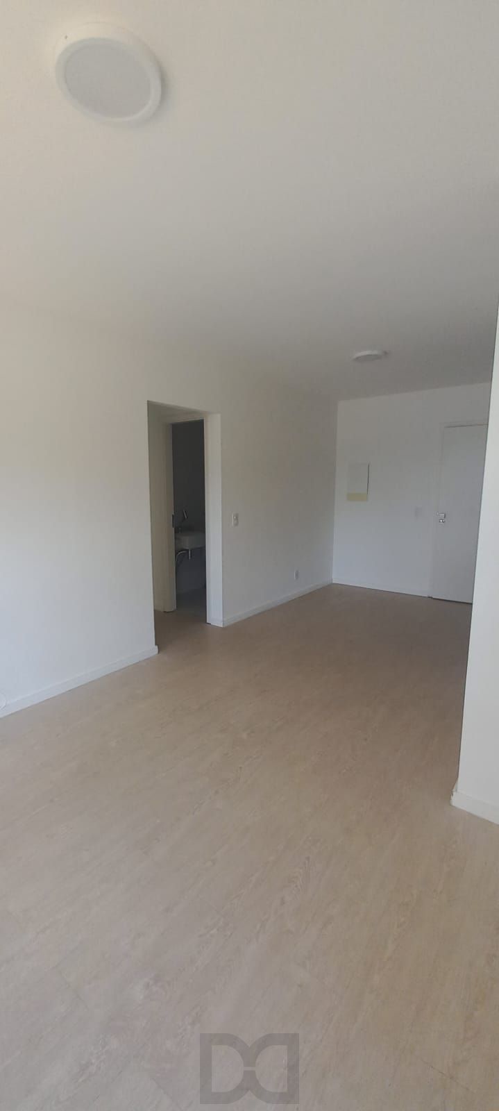 APARTAMENTO 02 DORMITÓRIOS , SUÍTE E VAGA COBERTA — foto 3