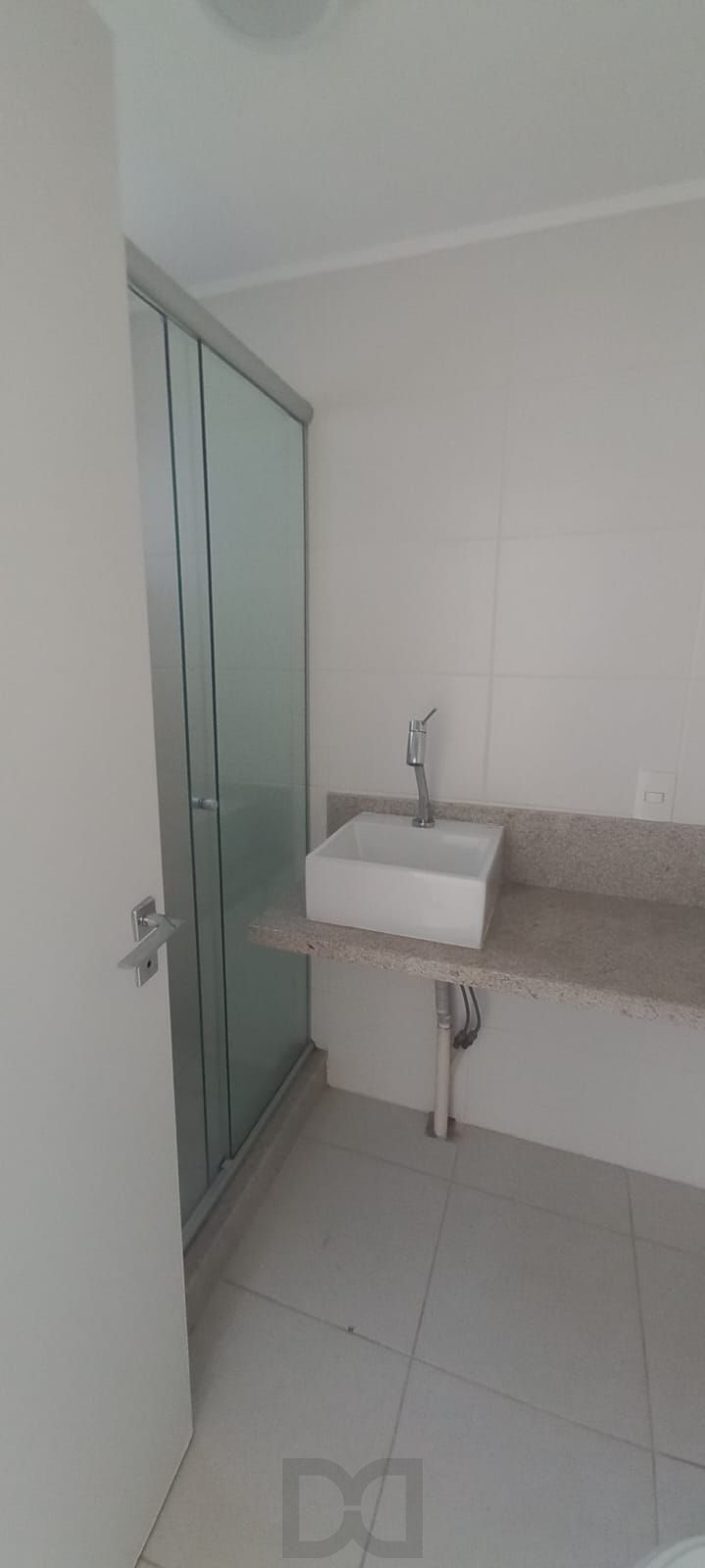 APARTAMENTO 02 DORMITÓRIOS , SUÍTE E VAGA COBERTA — foto 17