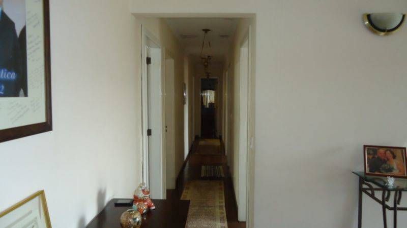 Casa para Venda - 400m², 4 dormitórios, sendo 1 suites, 4 vagas - Jardim Sabará — foto 10
