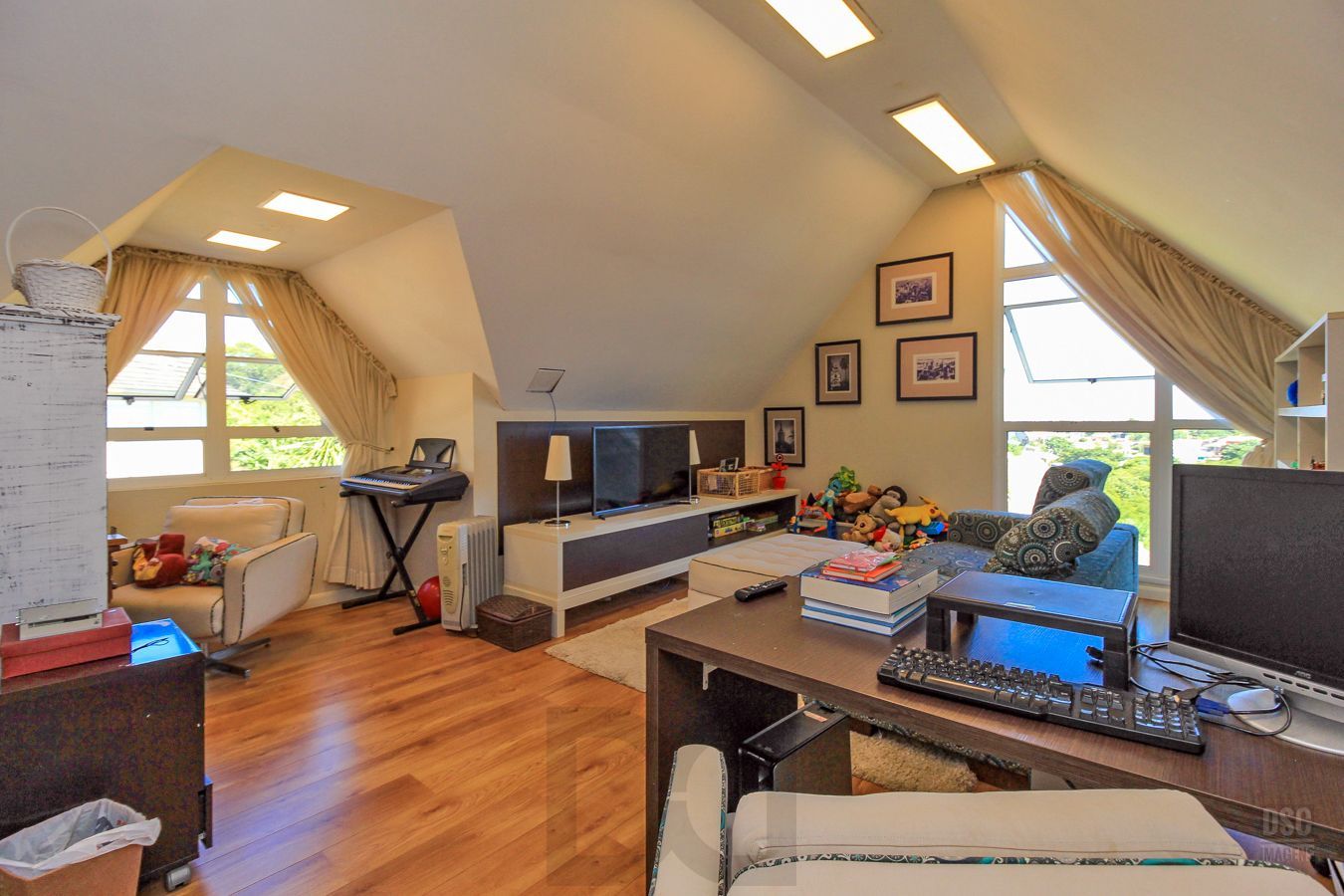 Casa em Condomínio - Imóvel Raro - Excelente Pátio Privativo — foto 20