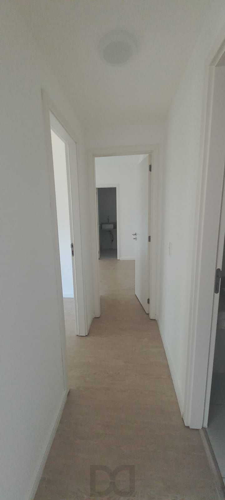 APARTAMENTO 02 DORMITÓRIOS , SUÍTE E VAGA COBERTA — foto 13