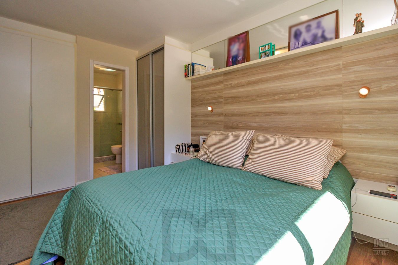Casa em Condomínio - Imóvel Raro - Excelente Pátio Privativo — foto 17