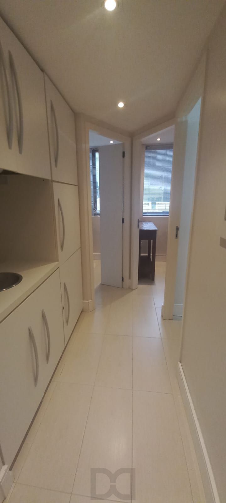 Sala / Conjunto comercial a venda no bairro Moinhos de Vento em Porto Alegre — foto 18
