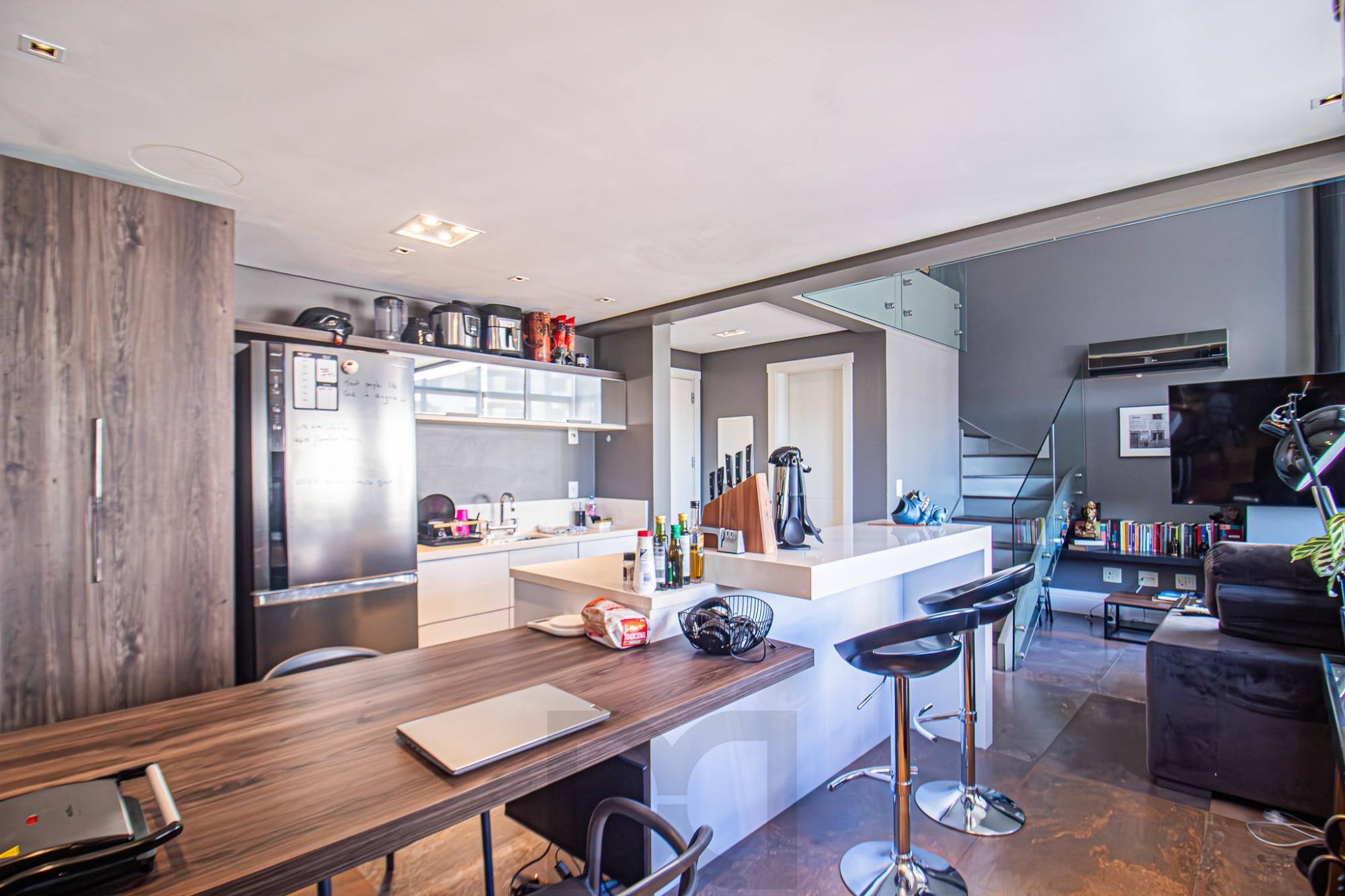 Apartamento Duplex, 1D com lareira no bairro Rio Branco — foto 4