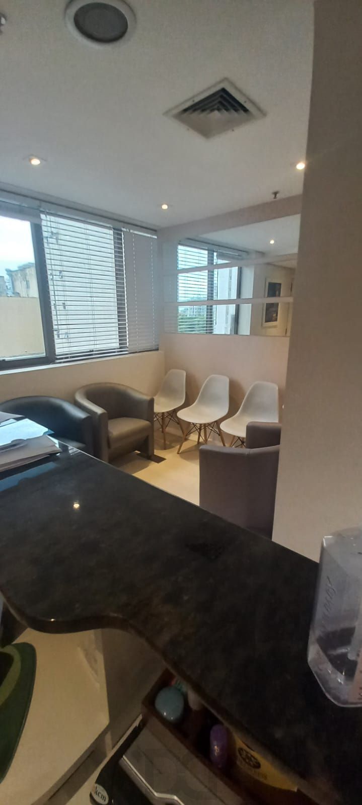 Sala / Conjunto comercial a venda no bairro Moinhos de Vento em Porto Alegre — foto 10