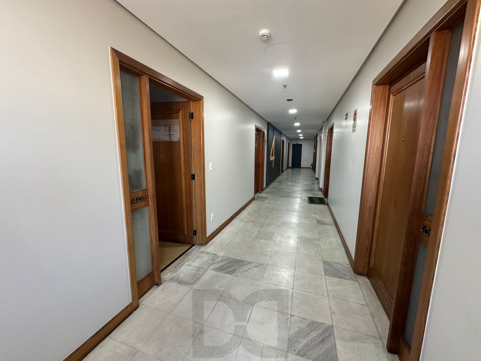 Sala comercial no bairro Petrópolis próximo a Carlos Gomes — foto 7