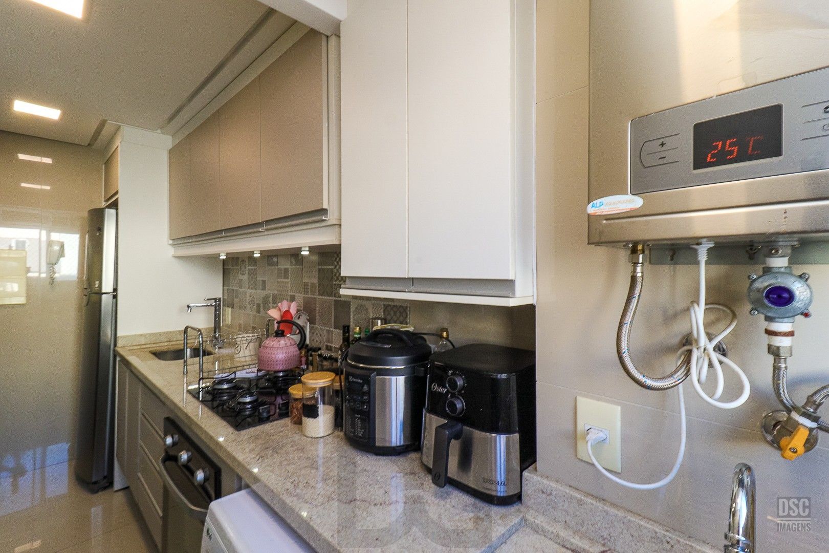 Apartamento aconchegante na Dr. Campos Velho | 2 dormitórios com vaga de garagem — foto 4