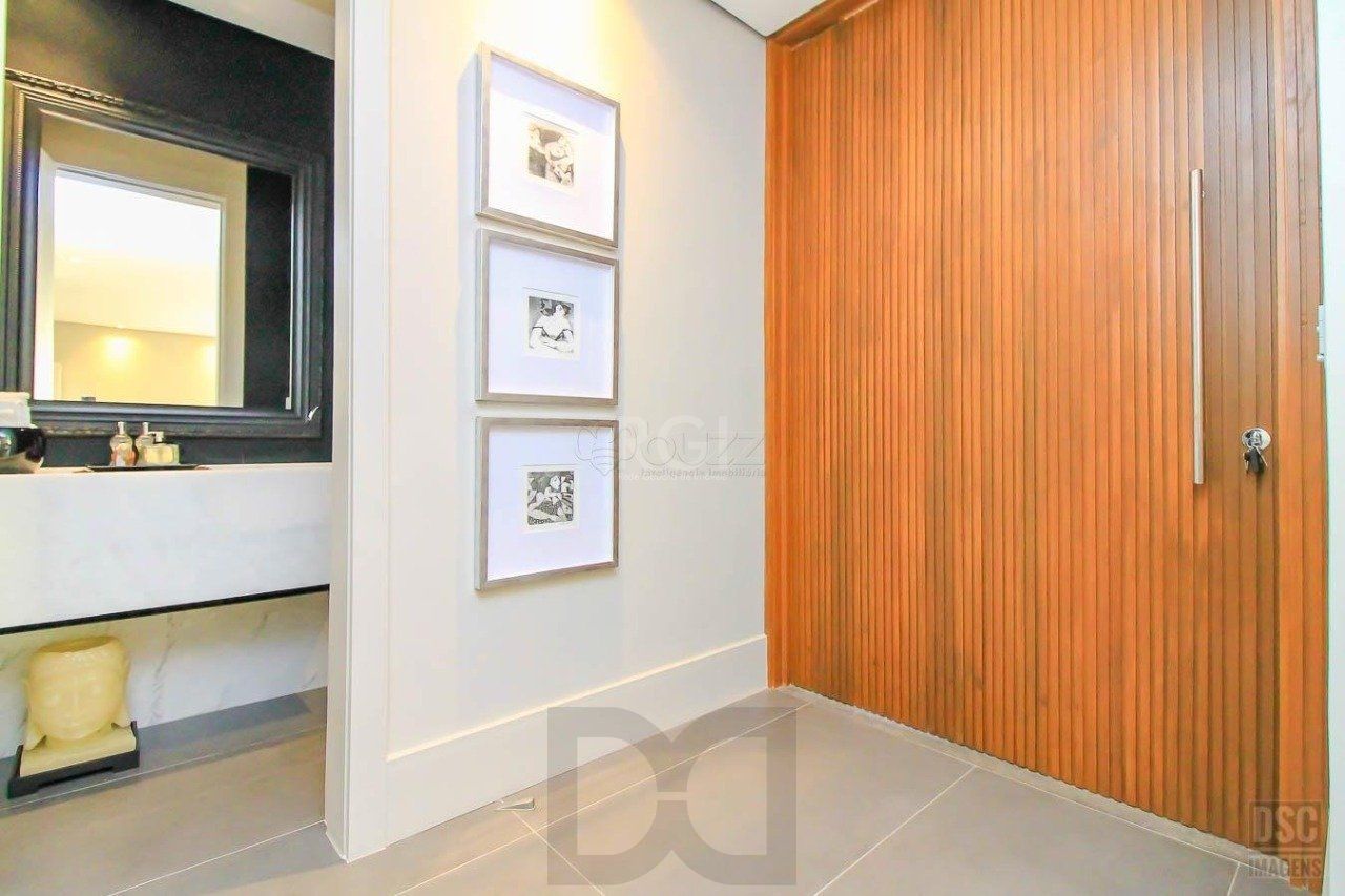 Casa para Venda - 238m², 3 dormitórios, sendo 3 suites, 6 vagas - Três Figueiras — foto 5