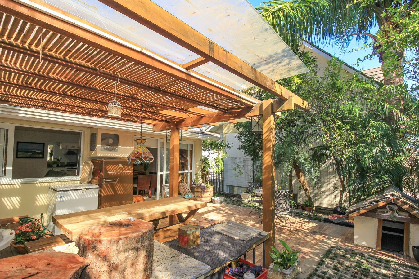 Casa em Condomínio - Imóvel Raro - Excelente Pátio Privativo — foto 6