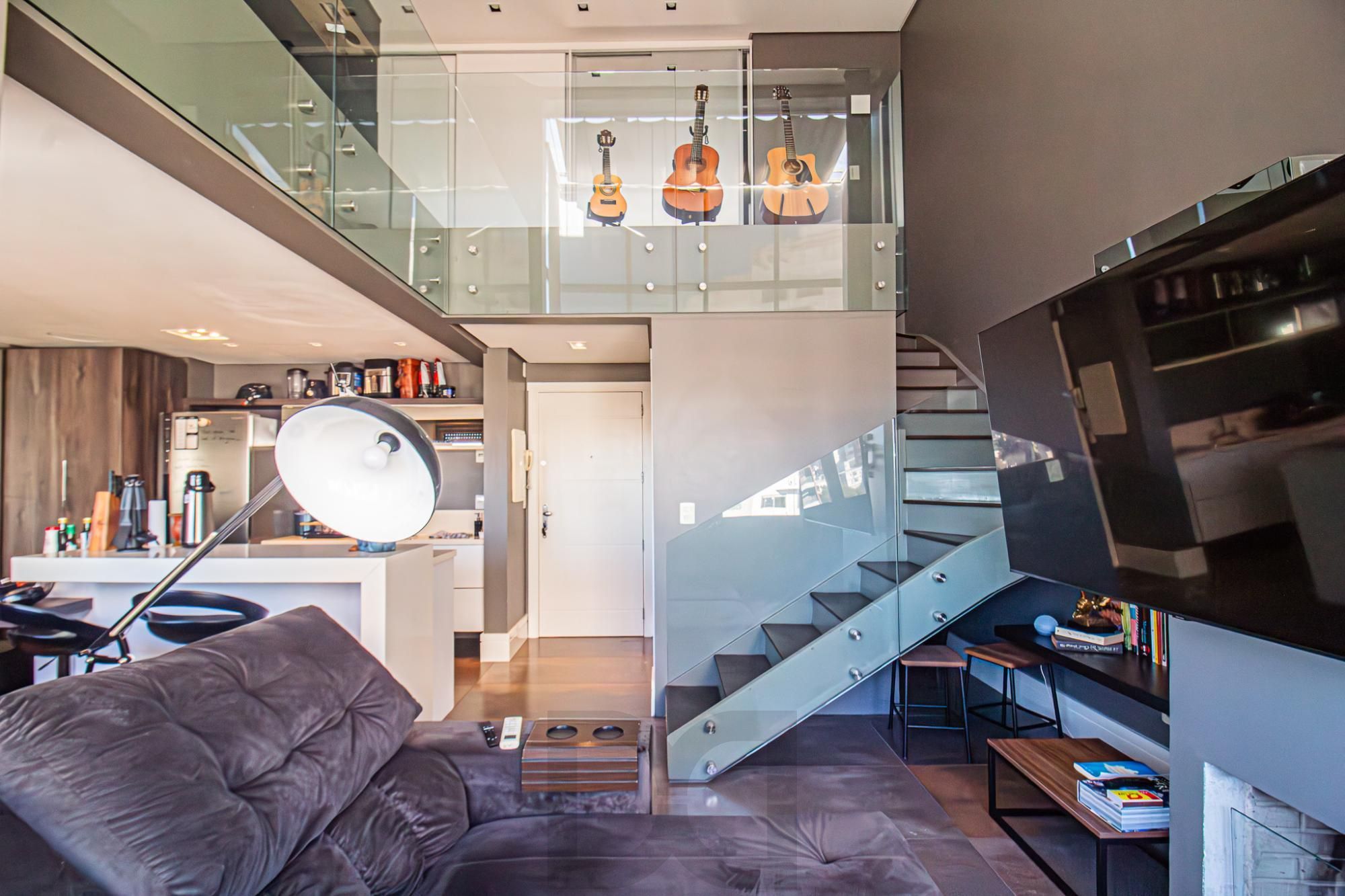 Apartamento Duplex, 1D com lareira no bairro Rio Branco — foto 2
