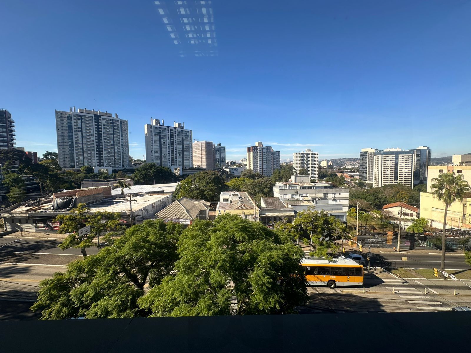 Sala comercial no bairro Petrópolis próximo a Carlos Gomes — foto 8