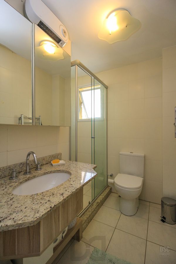 Casa em Condomínio - Imóvel Raro - Excelente Pátio Privativo — foto 19