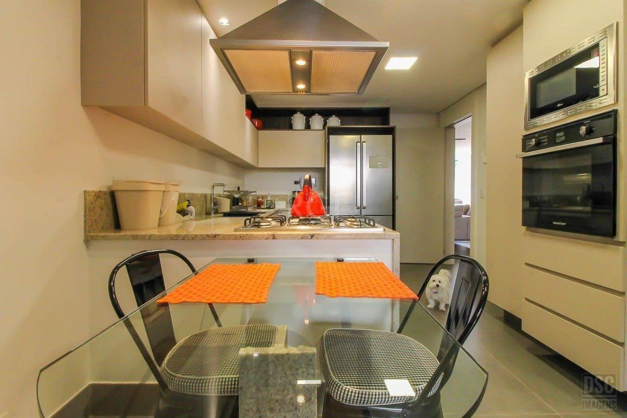 Casa para Venda - 238m², 3 dormitórios, sendo 3 suites, 6 vagas - Três Figueiras — foto 40